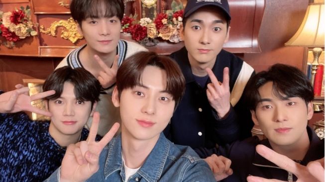 NU'EST Bet Bet, Lagu Tentang Pengorbanan yang Dibalut Kisah Fantasi