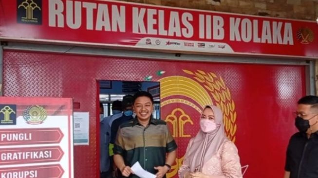 Ayah dan Anak, Mantan Wali Kota Kendari Bebas Hari Ini, Dijemput Mobil DT 1 SKI