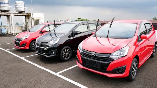 Harga Mobil Agya Beserta Cicilannya Jika Mengambil Kredit