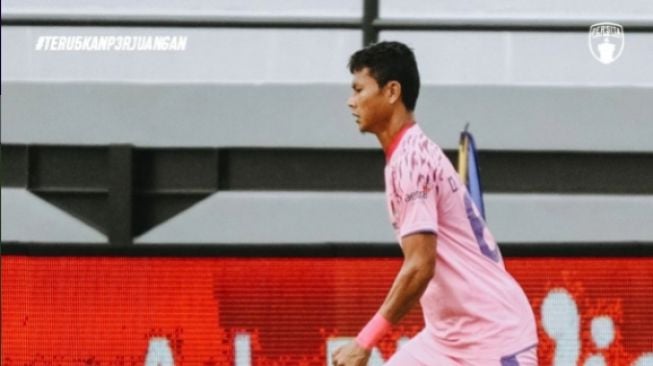 Profil Dedi Gusmawan, Pemain Eks-Liga Myanmar yang Kepalanya Kena Tendang Melvin Platje