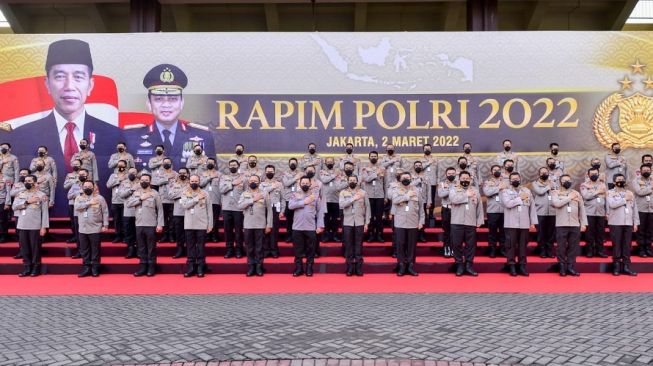 Tindaklanjuti Instruksi Jokowi, Kapolri Minta Anggotanya Tanamkan Nilai Tribrata dan Catur Prasetya