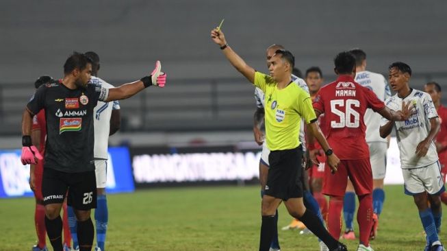 Daftar 11 Wasit dengan Tugas Paling Banyak di Liga 1, 7 Orang Paling Dikit Bertugas