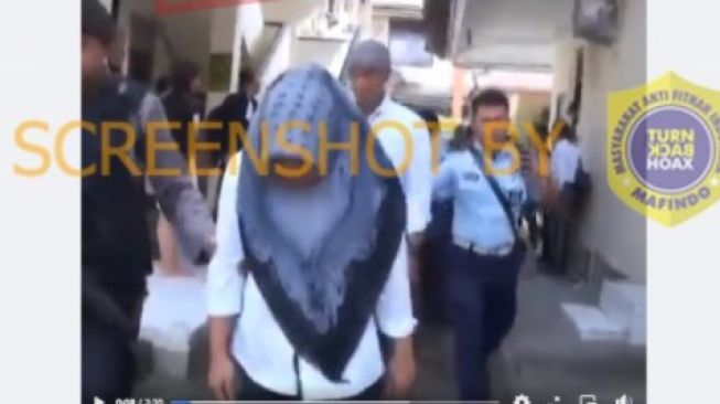 CEK FAKTA: Viral Pasutri Terpidana Mati Beragama Hindu Didandani Seperti Umat Islam di Bali, Benarkah?