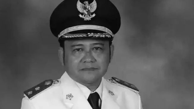 Kabar Duka Bupati Gorontalo Utara Indra Yasin Meninggal Dunia