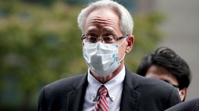 Greg Kelly, mantan direktur Nissan Motor Co, saat tiba untuk sidang pertama di Pengadilan Wilayah Tokyo, Jepang, Selasa (15/9/2020)[ANTARA FOTO/Kiyoshi Ota/Pool via REUTERS/FOC/djo]