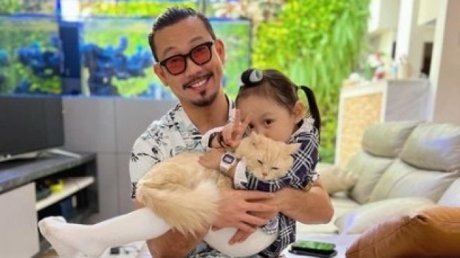 Potret Shabira Alula Adnan bareng artis [Instagram/@shabiraalula]