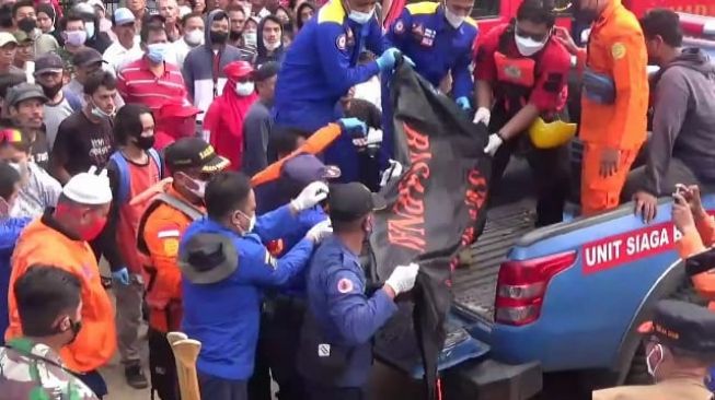 Berenang Pakai Galon di Danau Batusari Tangerang, Ridho Tewas Tenggelam