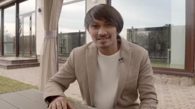 Yosua Putra, Crazy Rich Palsu di Iklan Binomo. (YouTube)