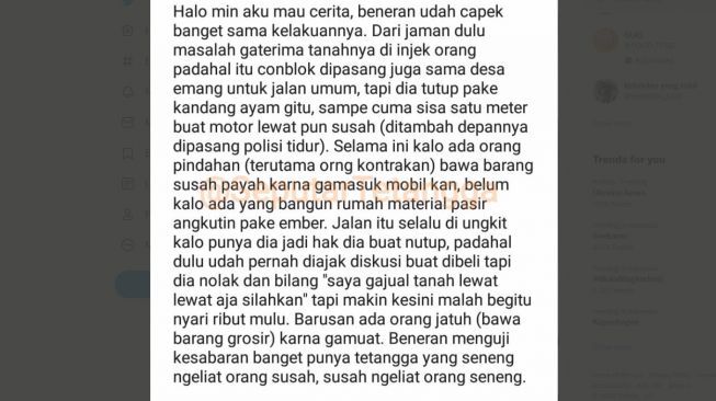 Curhat warganet punya tetangga portal jalan umum dengan menggunakan kandang ayam (Twitter)