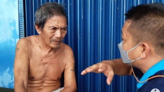 Merantau Lebih dari 60 Tahun di Malaysia, WNI Asal Kapuas Hulu Akhirnya Pulang, Petugas Kesulitan Melacak Keluarganya