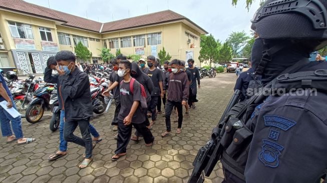 Bentrok Perguruan Silat di Purwokerto, 181 Orang Diamankan, 7 Diantaranya Positif Covid-19