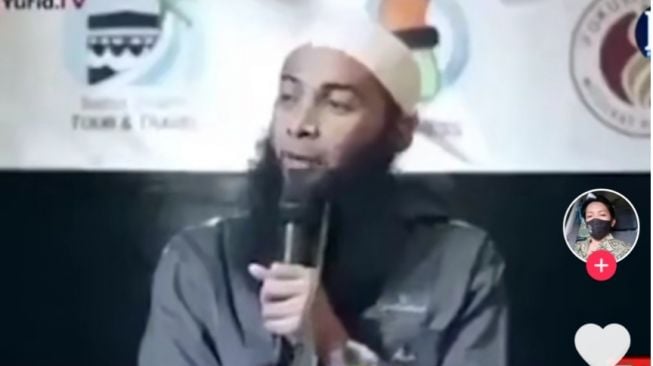 Viral! Ustaz Syafiq Riza Basalamah Larang Umat Muslim Ucapkan 'Bumi Pertiwi', Ini Alasannya