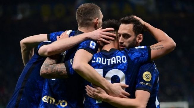 Hasil Bola Tadi Malam: Inter Milan Pesta Gol, Sevilla Ditahan Imbang Alaves