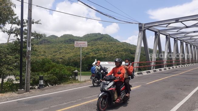 Perbukitan yang memanjang antara Jembatan Kretek hingga Pantai Parangtritis inilah yang disebut dengan Tanah Tutupan - (Kontributor SuaraJogja.id/Julianto)