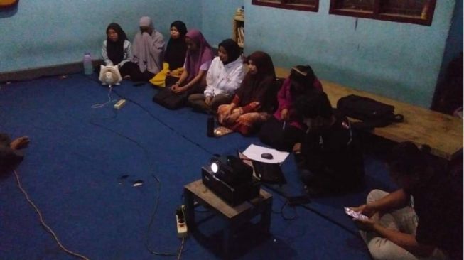 Tumbuhkan Minat Kader, Organisasi TCSC Majene Adakan Kegiatan Kepenulisan