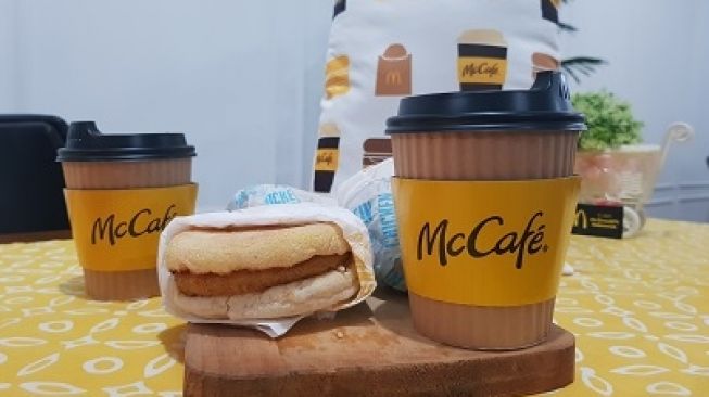 National Breakfast Day ke-10, McDonalds Indonesia Berbagi Kebahagiaan kepada 2000 Guru