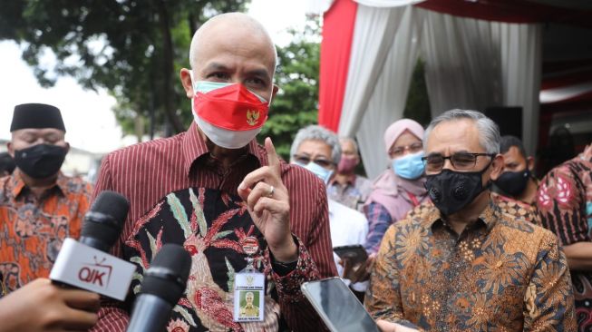 Penuhi Undangan Prosesi Kendi Nusantara di IKN, Ganjar Bawa Tanah dan Air yang Diambil dari Lokasi Pusar Bumi