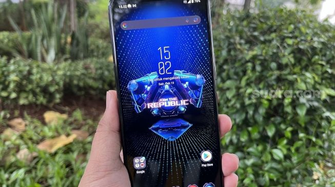 Asus ROG Phone 5s Pro. [Suara.com/Dicky Prasetya]