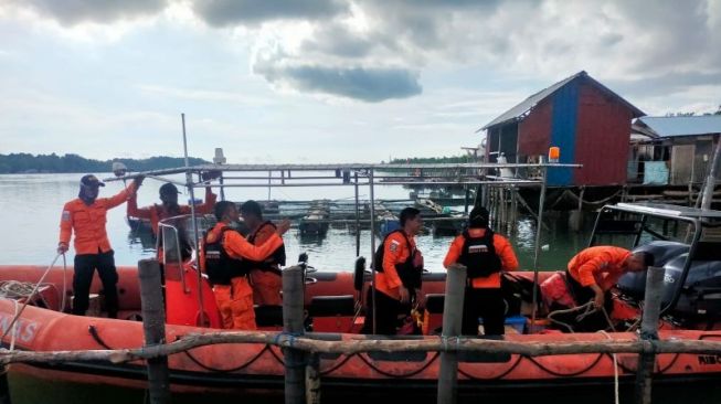 Terjun ke Laut Ambil Alat Pancing, Pemancing di Wisata Mubut Batam Dinyatakan Hilang Tenggelam