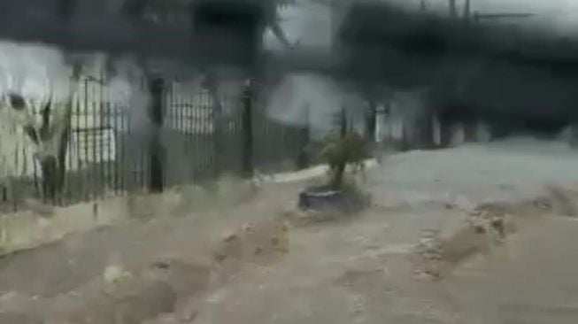 Banjir jalur Puncak Bogor [Ist]