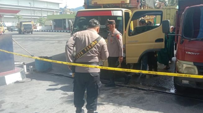 Geger, Sopir Truk Meninggal Dunia Saat Antrean BBM Solar di SPBU Padang