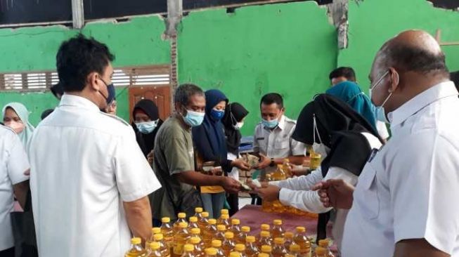 Disdagkop UKM Kabupaten Kendal, Operasi Pasar 1000 Liter Minyak Goreng