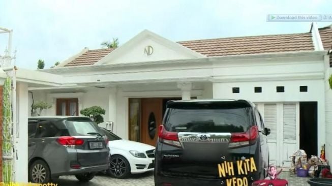 Poret Rumah Nia Daniaty (YouTube/TRANS TV Official)