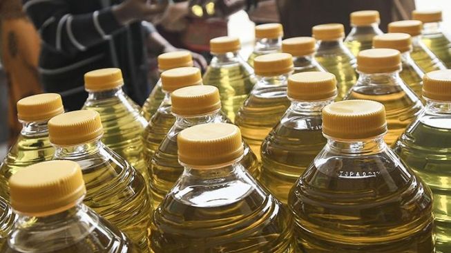 7.500 Liter Minyak Goreng Disalurkan di Pasar Sepinggan, Kalau Masih Kurang Pedagang Diminta Lapor ke Dinas Terkait