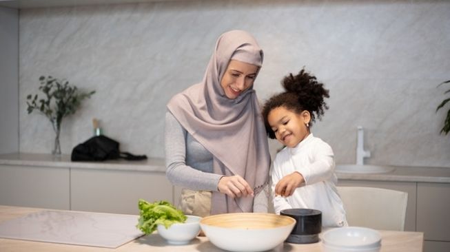 Tak Banyak yang Tahu, Begini Cara Membangun Kedekatan Emosional Dengan Anak