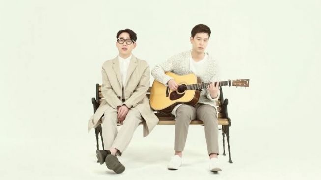 10cm, Kwon Jung Yeol & Yoon Cheol Jong (Soompi)