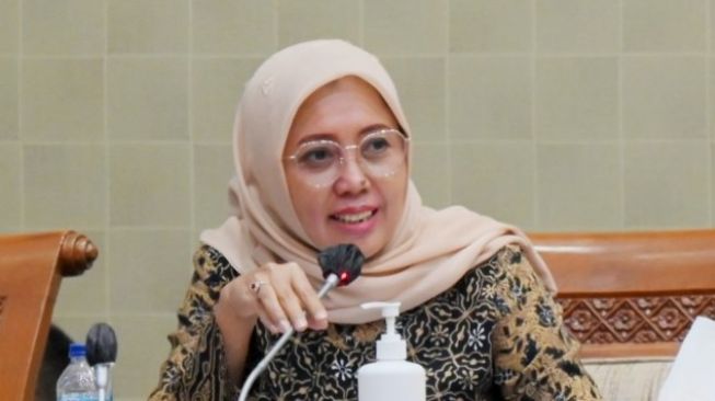 DPR Sarankan Pemerintah Beri Edukasi Pendampingan Transisi Pandemi ke Endemi