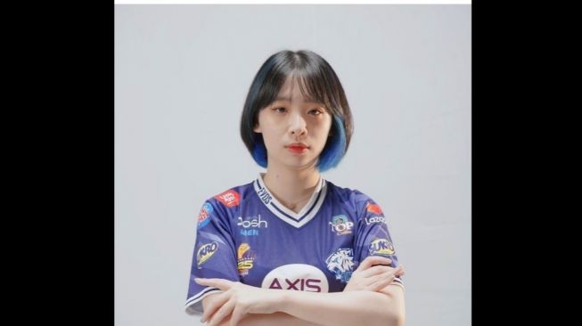 Evos Pica salah satu pro player Mobile Legends ladies yang skillnya tidak diragukan [Instagram evos.pica].