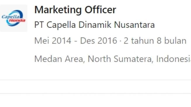 Indra Kenz mencantumkan pekerjaan menjadi Marketing Officer di Honda (Linkedin)