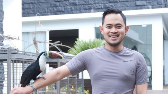 Terus Dikuliti Warganet, Gilang Juragan 99 Diduga Beli Akun Instagram buat Perusahaan