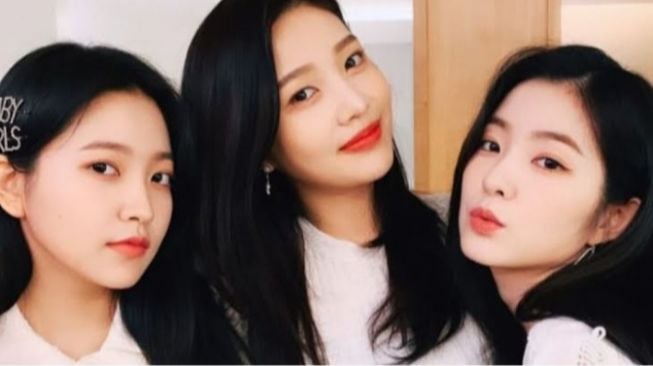 Yeri, Irene, dan Joy Dikonfirmasi Positif Covid-19, Red Velvet Tunda Jadwal Konser Online