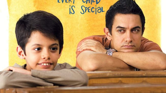 Poster film Taare Zameen Par, yang dibintangi Aamir Khan dan Darsheel Safary. 