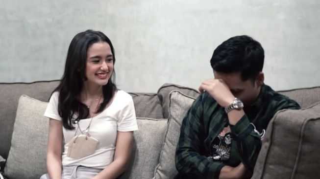 Azriel dan Sarah Menzel disidang Ashanty gegara saling unfollow (YouTube.com)