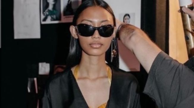 Viral Kisah Nafa Salvana, Ketemu Agensi di Warung Pecel Lele, Kini Tampil di Milan Fashion Week