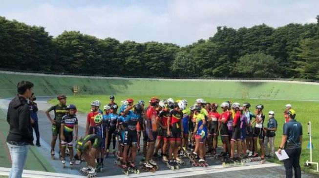 Atlet Sepatu Roda Jateng Ikuti Latihan Bersama di Velodrom Manahan