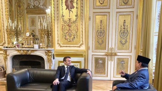 Mau Beli Pesawat Jet dan Kapal Selam, Menhan Prabowo Terbang ke Prancis Temui Presiden Emmanuel Macron