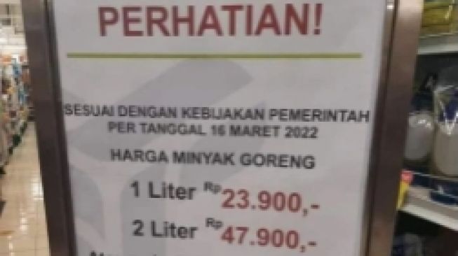 Heboh, Pengumuman Harga Minyak Goreng Rp 23.900 Bikin Syok Publik: Masih Yakin 3 Periode?