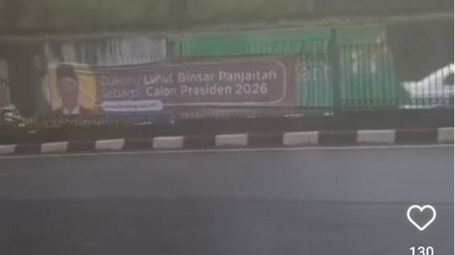 Muncul Baliho Luhut Capres 2026 di Pinggir Jalan, Jubir Sebut Ulah Kelompok Iseng Jelang Pemilu