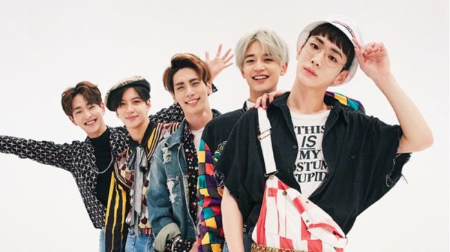 Menginspirasi! SHINee Seperti Membantu Sutradara Domee Shi pada Turning Red