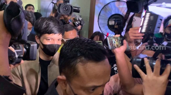 DJ dan Musisi Ditangkap Kasus Narkoba, Atta Halilintar Hingga Reza Arap Diperiksa Polisi