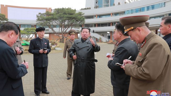Terapkan Lockdown, Korea Utara Laporkan Kematian Pertama Akibat COVID-19