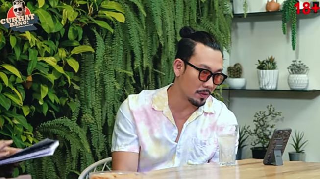 Denny Sumargo (YouTube/Curhat Bang Denny Sumargo)