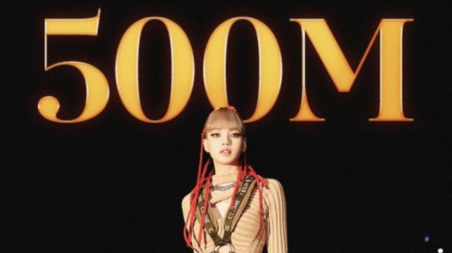 'Money' Lisa BLACKPINK Jadi MV K-Pop Solo Wanita Tercepat yang Tembus 500 Juta Views