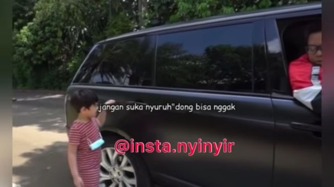 Rafathar diomeli supir Raffi Ahmad (Instagram/@rumpi_gosip)