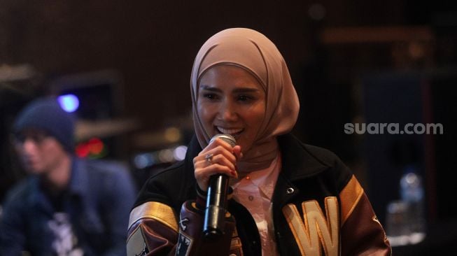 Tak Henti Dicap Selingkuhan, Ini Cobaan Paling Berat Mulan Jameela Menjadi Istri Ahmad Dhani