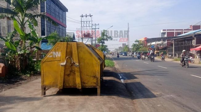 DLH Kerja Keras Awasi TPS, Kota Pontianak Produksi 300 Ton Sampah Tiap Hari